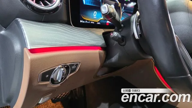 Mercedes-Benz E-Класс 2022 thumb 10