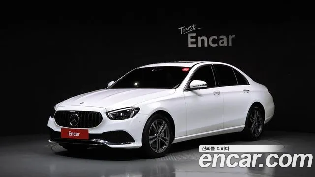 Mercedes-Benz E-Класс 2022 thumb 12