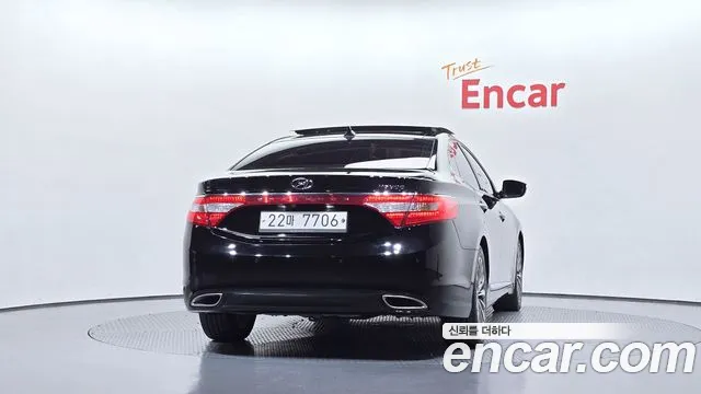 Hyundai Grandeur 2013 thumb 4