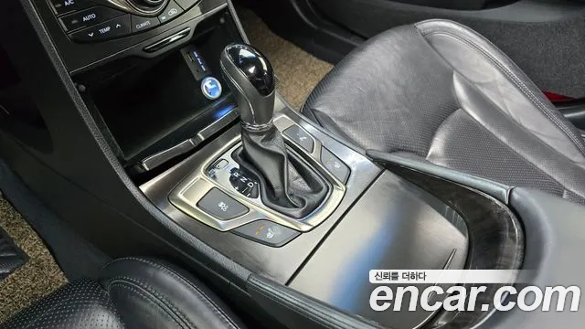 Hyundai Grandeur 2013 thumb 9