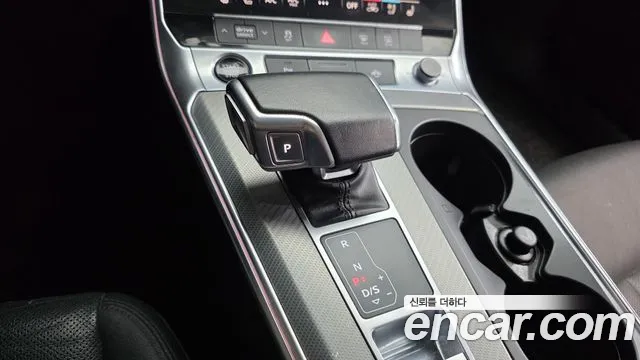 Audi A6 2022 thumb 9