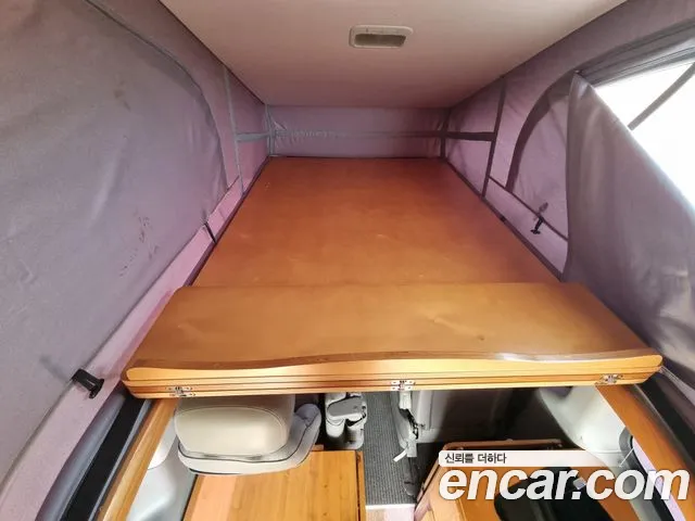 Hyundai Starex 2013 thumb 9