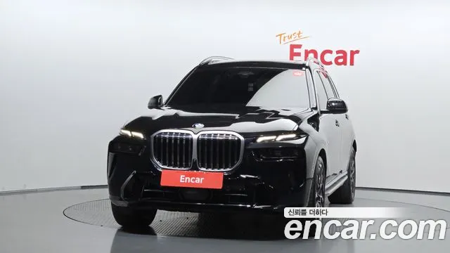BMW X7 2023 thumb 3