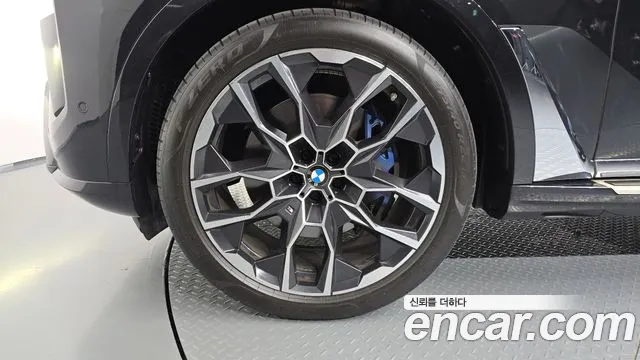 BMW X7 2023 thumb 5