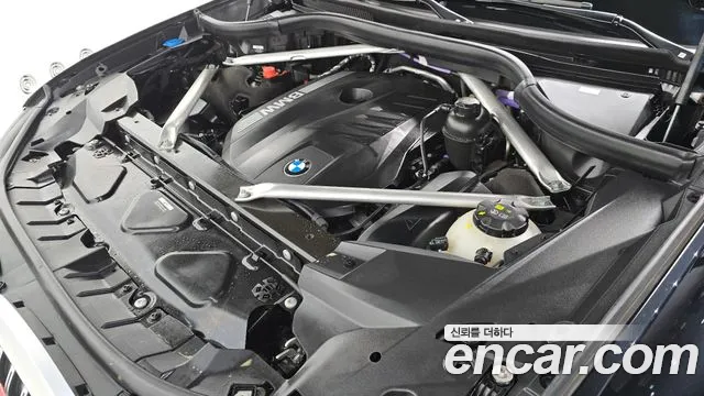 BMW X7 2023 thumb 6
