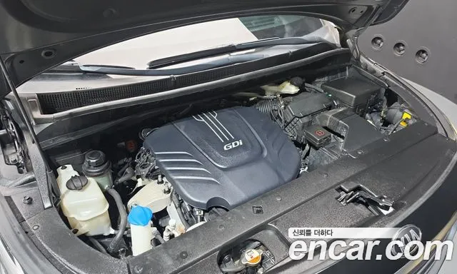 Kia Carnival 2016 thumb 6