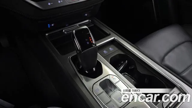 KG_Mobility_Ssangyong Rexton 2023 thumb 9