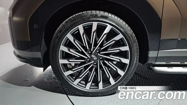 Hyundai Santa Fe 2024 thumb 5