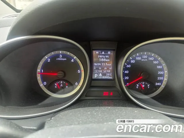 Hyundai Santa Fe 2013 thumb 9