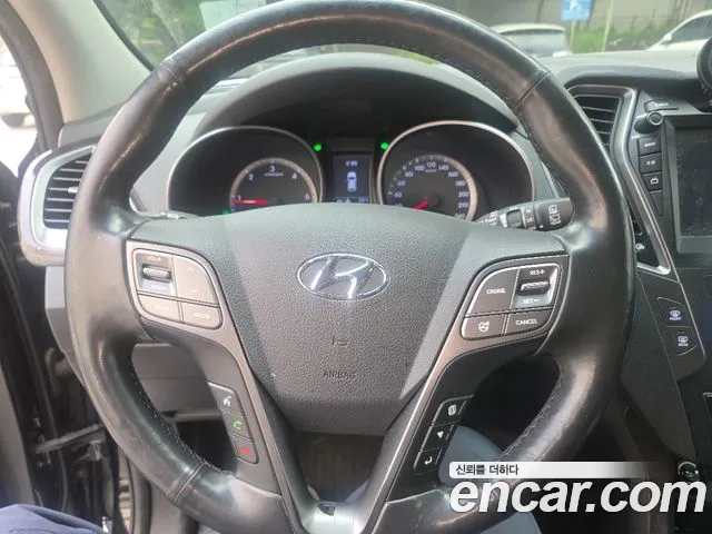 Hyundai Santa Fe 2013 thumb 11