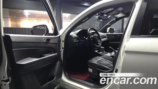 KG_Mobility_Ssangyong Rexton 2021 thumb 9