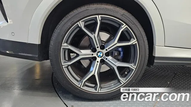 BMW X6 2023 thumb 5