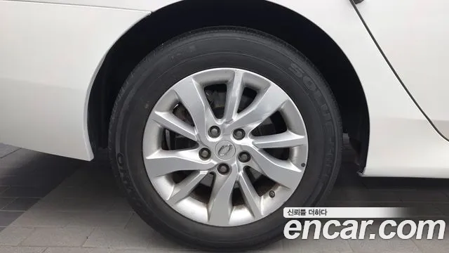 Renault-KoreaSamsung SM5 2015 thumb 5