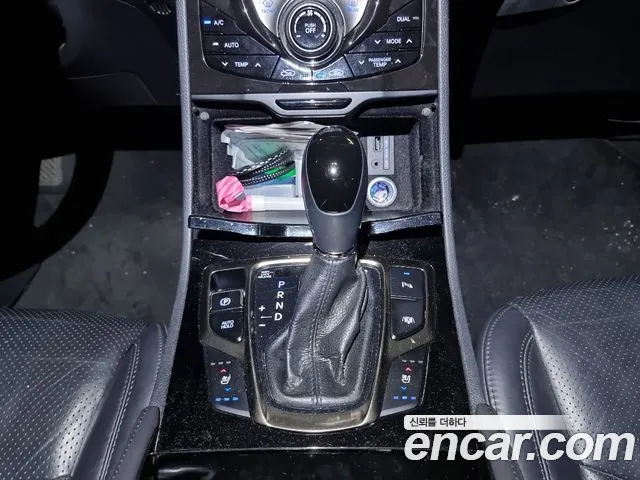 Hyundai Grandeur 2011 thumb 10