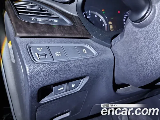 Hyundai Grandeur 2011 thumb 11