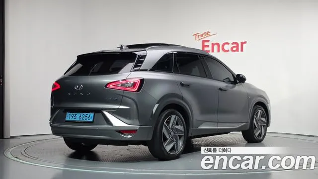 Hyundai Nexo 2019 thumb 2