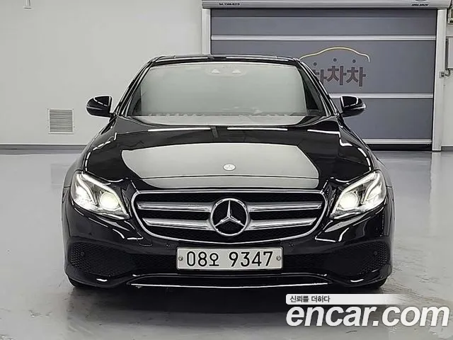 Mercedes-Benz E-Класс 2017 thumb 2