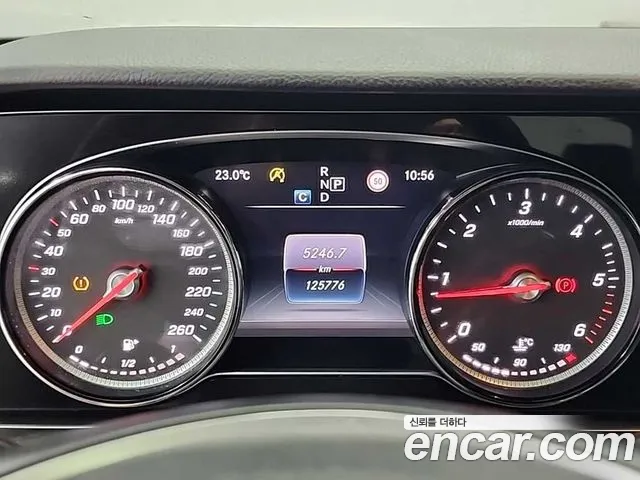 Mercedes-Benz E-Класс 2017 thumb 5