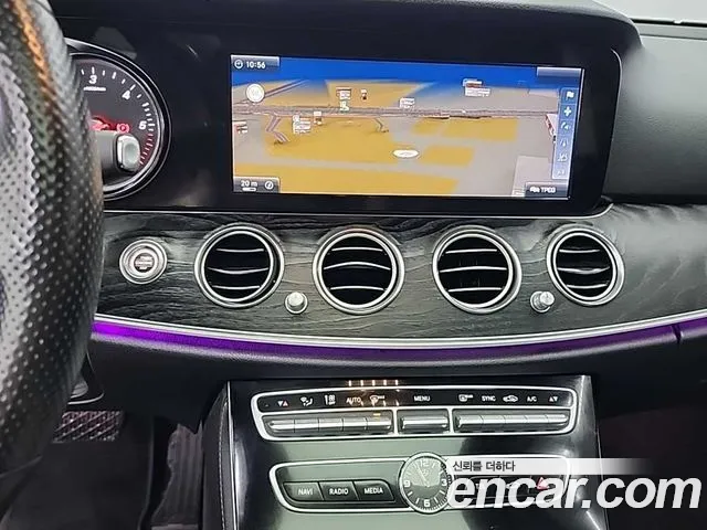 Mercedes-Benz E-Класс 2017 thumb 7