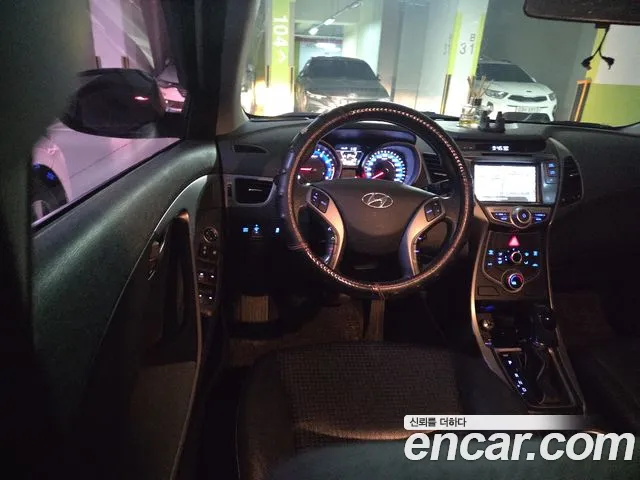 Hyundai Avante 2014 thumb 8