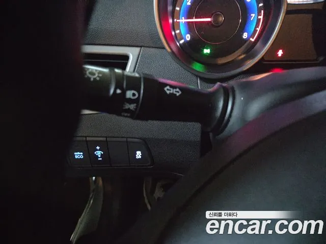 Hyundai Avante 2014 thumb 12