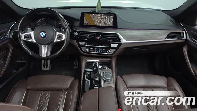 BMW 5-Series 2020 thumb 7