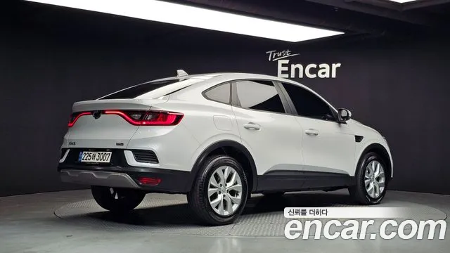 Renault-KoreaSamsung Arkana 2021 thumb 2