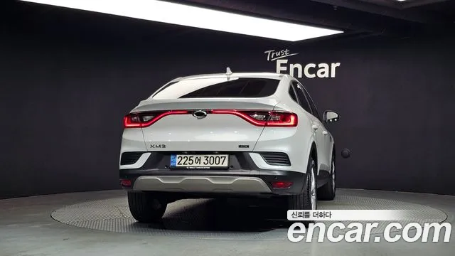 Renault-KoreaSamsung Arkana 2021 thumb 4