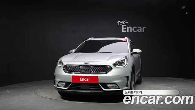 Kia Niro 2018 thumb 3
