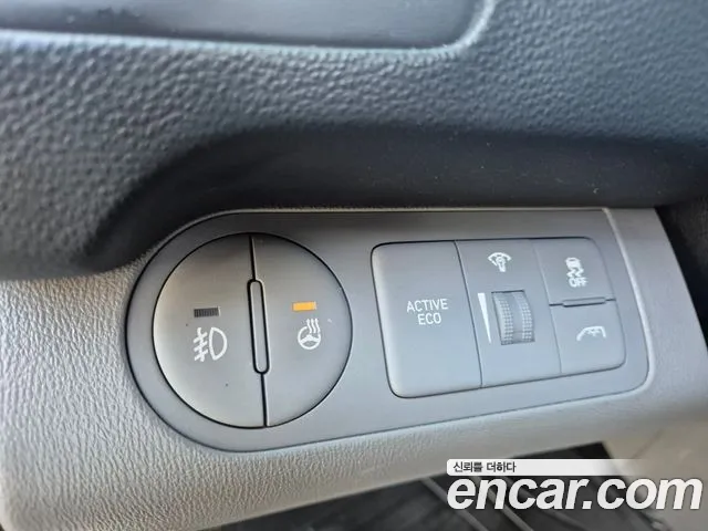 Hyundai Starex 2020 thumb 12