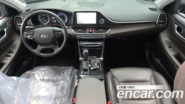 Hyundai Grandeur 2017 thumb 7