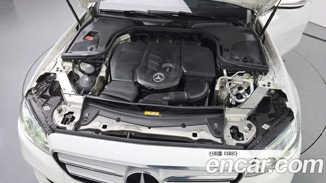 Mercedes-Benz E-Класс 2017 thumb 6
