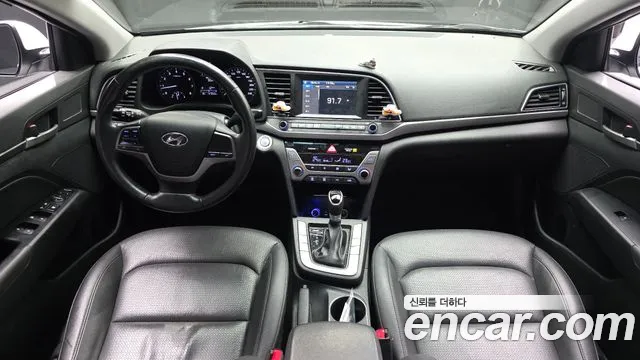 Hyundai Avante 2016 thumb 7