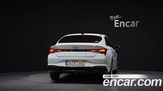 Hyundai Avante 2021 thumb 4