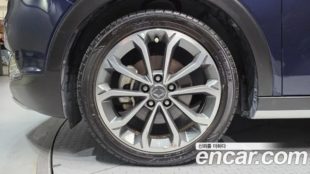 KG_Mobility_Ssangyong TIBOLI 2017 thumb 5