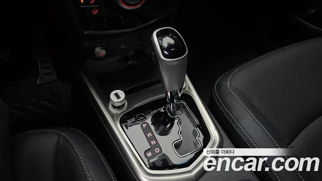KG_Mobility_Ssangyong TIBOLI 2017 thumb 9
