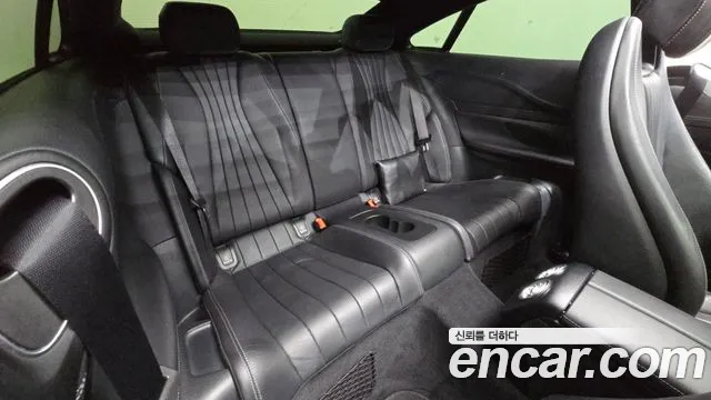 Mercedes-Benz E-Класс 2018 thumb 10