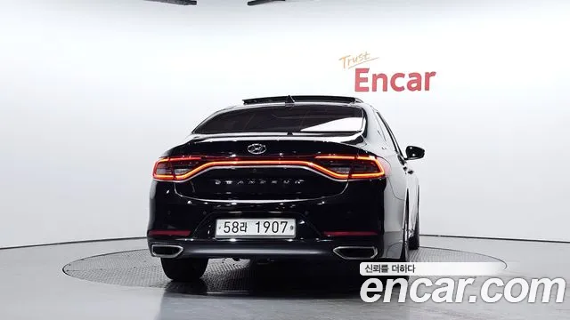 Hyundai Grandeur 2018 thumb 3
