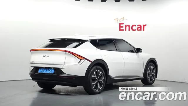 Kia EV6 2021 thumb 2