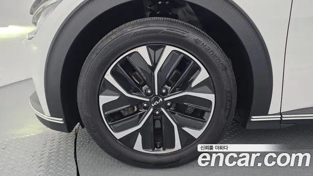 Kia EV6 2021 thumb 5