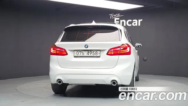 BMW 2-Series 2019 thumb 4