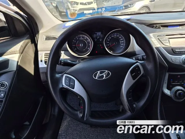 Hyundai Avante 2011 thumb 6