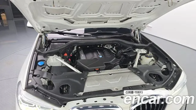 BMW X4 2020 thumb 6