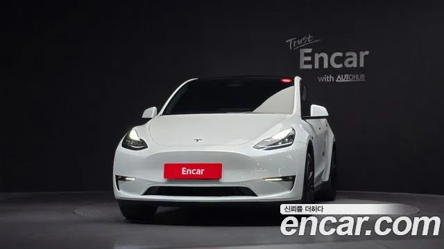 Tesla Model Y 2022 thumb 3