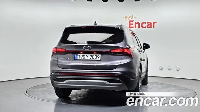 Hyundai Santa Fe 2021 thumb 4