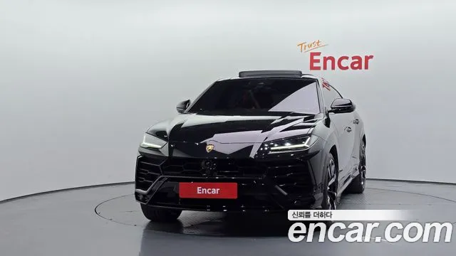 Lamborghini Urus 2022 thumb 3