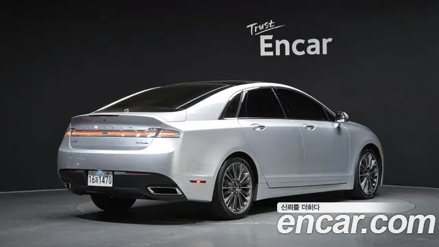 Lincoln MKZ 2015 thumb 2