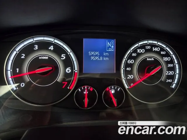 Renault-KoreaSamsung SM5 2013 thumb 2