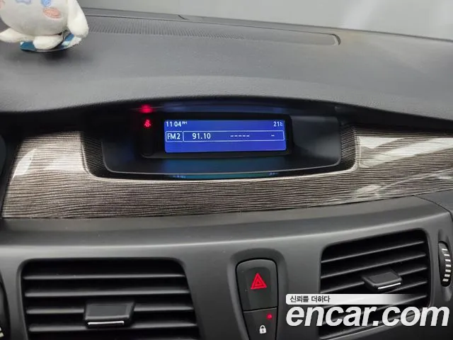 Renault-KoreaSamsung SM5 2013 thumb 3