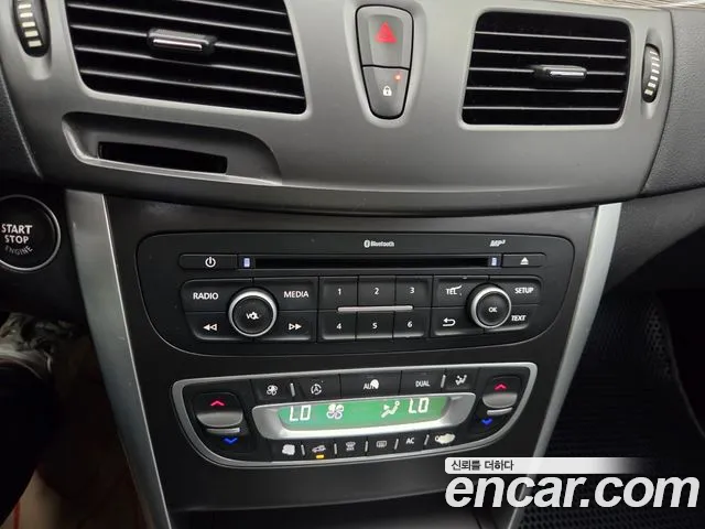 Renault-KoreaSamsung SM5 2013 thumb 4
